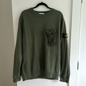 Stone island chest pocket crew
